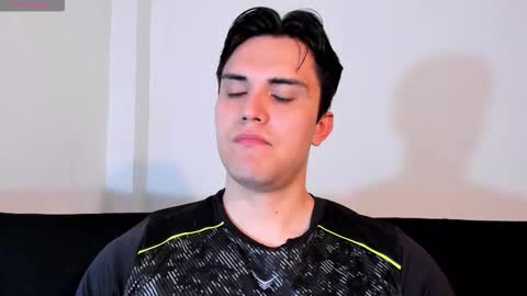 Snapshot of jasonxd98 chatting on 12/14/25, 03:17 Jason online show from 12/14/25, 03:17