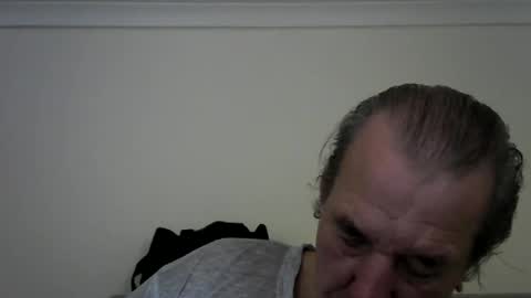 Snapshot of jaspal55 chatting on 09/27/25, 12:54 jaspal55 online show from 09/27/25, 12:54