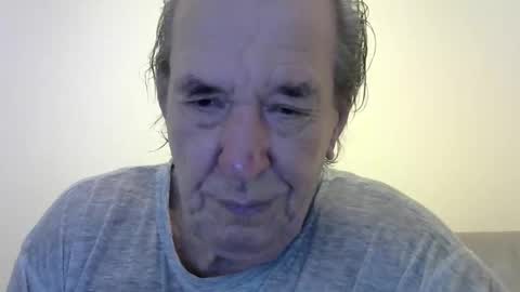 Snapshot of jaspal55 chatting on 10/12/25, 12:37 jaspal55 online show from 10/12/25, 12:37