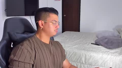 JBrooksXx online show from 01/08/25, 09:12