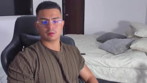 JBrooksXx online show from 01/11/25, 02:30