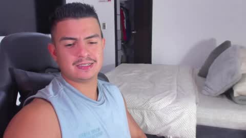 JBrooksXx online show from 01/21/25, 07:39