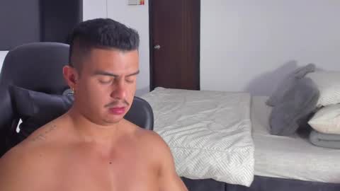 JBrooksXx online show from 01/24/25, 03:32