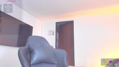 Snapshot of jasperbrooksx chatting on 10/05/25, 03:10 JBrooksXx online show from 10/05/25, 03:10