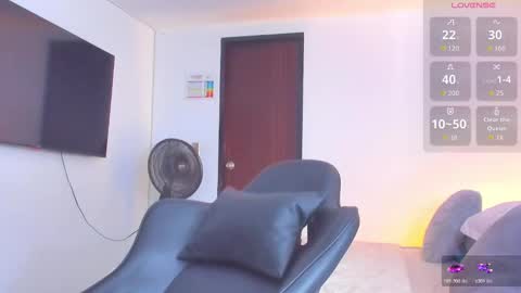 Snapshot of jasperbrooksx chatting on 10/18/25, 03:24 JBrooksXx online show from 10/18/25, 03:24