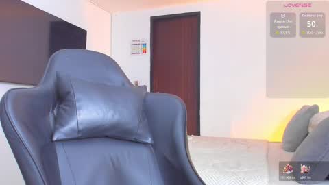 Snapshot of jasperbrooksx chatting on 11/24/25, 05:40 JBrooksXx online show from 11/24/25, 05:40