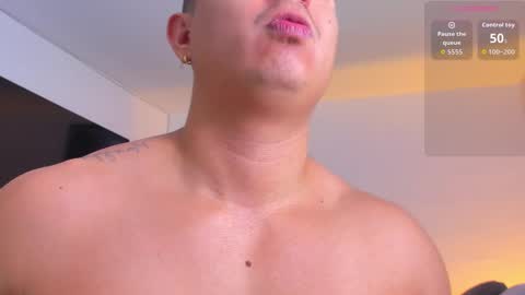 Snapshot of jasperbrooksx chatting on 12/02/25, 12:10 JBrooksXx online show from 12/02/25, 12:10