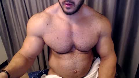 Snapshot of jasphermscl chatting on 11/16/25, 11:43 JaspherMscl online show from 11/16/25, 11:43