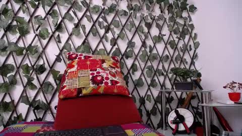 JKing  online show from 10/01/25, 01:17