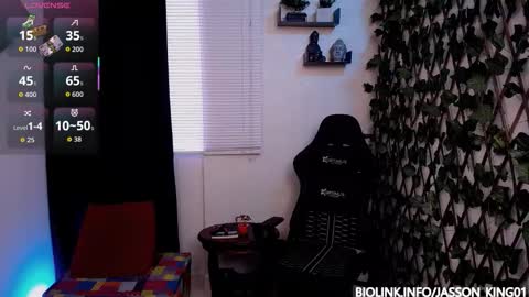 Snapshot of jasson_king01 chatting on 11/18/25, 11:25 JKing online show from 11/18/25, 11:25