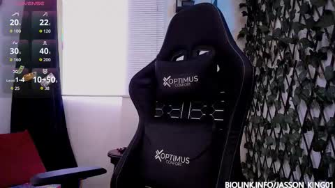 Snapshot of jasson_king01 chatting on 11/28/25, 12:08 JKing online show from 11/28/25, 12:08