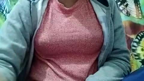 Snapshot of jasspreettt chatting on 12/19/24, 10:13 jasspreettt online show from 12/19/24, 10:13