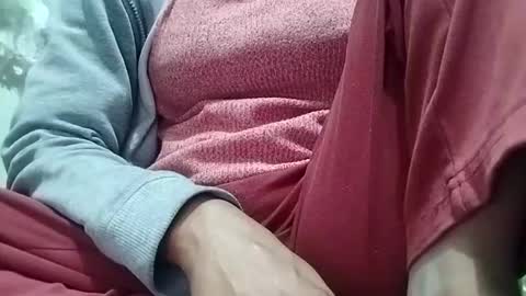 Snapshot of jasspreettt chatting on 03/05/25, 01:39 jasspreettt online show from 03/05/25, 01:39