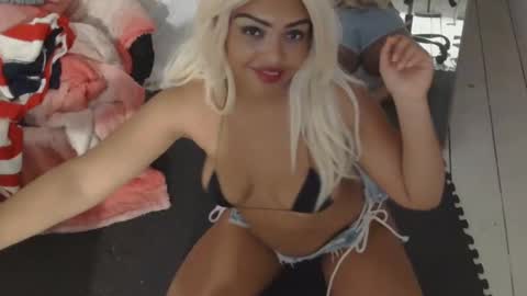 Snapshot of jassynicole chatting on 02/12/25, 09:11 Jaslene Lovely online show from 02/12/25, 09:11