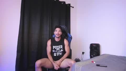 Snapshot of javiercarrera222 chatting on 02/16/25, 04:53 Javier online show from 02/16/25, 04:53