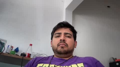 Snapshot of javiermichi chatting on 09/18/25, 04:31 javiermichi online show from 09/18/25, 04:31