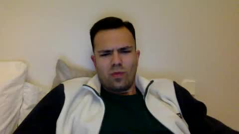 javierscm online show from 02/18/25, 06:37