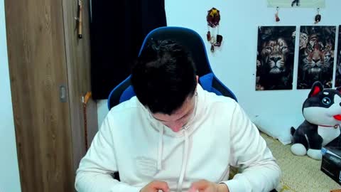 Javier online show from 12/03/24, 04:14