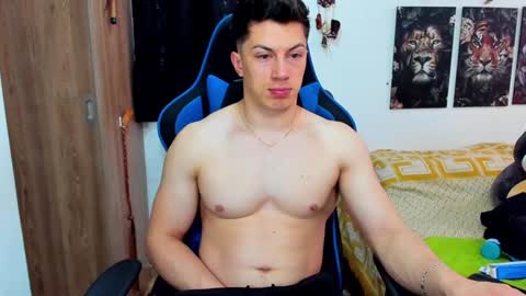 Javier online show from 12/03/24, 07:11