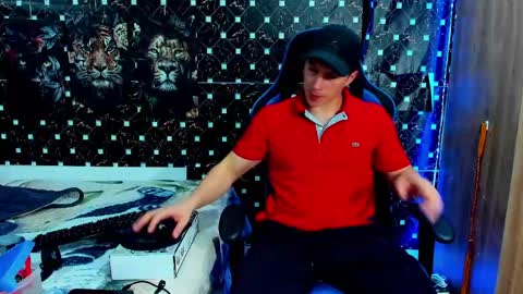 Javier online show from 05/26/26, 04:41