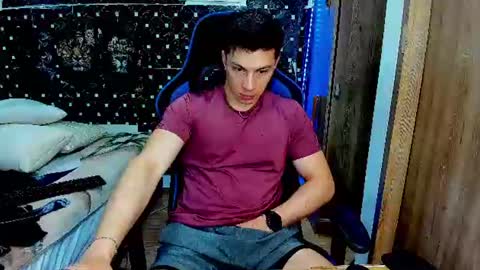 Javier online show from 07/28/26, 05:47