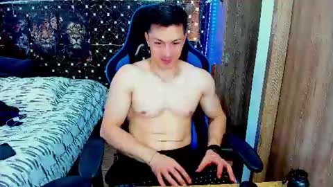 Javier online show from 07/28/26, 07:39