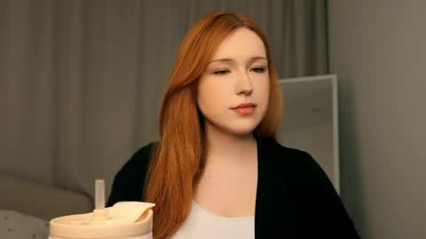 Snapshot of jawyqueen_ chatting on 05/11/26, 01:06 your Bella online show from 05/11/26, 01:06
