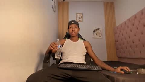 jax_maliq online show from 10/04/25, 02:09