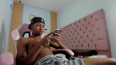 jax_maliq online show from 10/15/25, 05:29