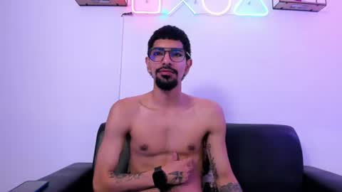 jax_nova online show from 08/06/26, 01:57