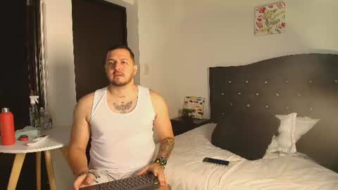 Snapshot of jaxen_steel chatting on 07/03/26, 12:22 J A X E N online show from 07/03/26, 12:22