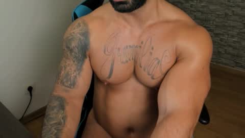 Snapshot of jaxonhunk chatting on 01/16/26, 01:53 JaxonHunk online show from 01/16/26, 01:53