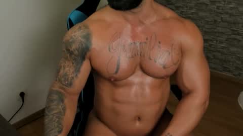 Snapshot of jaxonhunk chatting on 02/09/26, 01:09 JaxonHunk online show from 02/09/26, 01:09