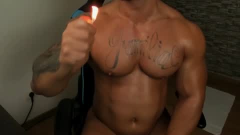 Snapshot of jaxonhunk chatting on 06/18/26, 01:28 JaxonHunk online show from 06/18/26, 01:28