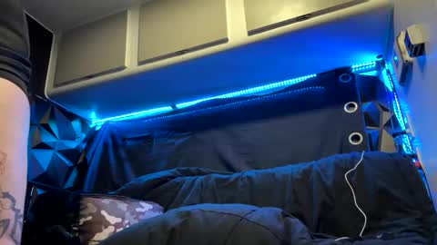 jax online show from 11/05/25, 12:05