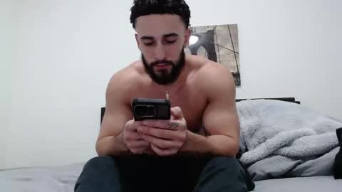 jay_slayz online show from 12/04/24, 01:47