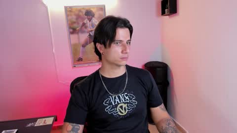 Snapshot of jayalvarrez_ chatting on 11/10/25, 08:30 Jay Alvarrez online show from 11/10/25, 08:30