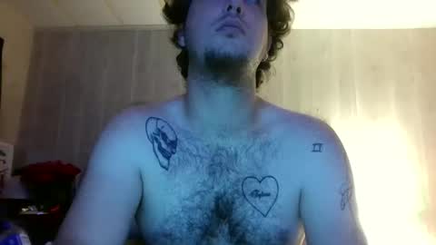 Snapshot of jaybeast98 chatting on 06/02/26, 04:09 jaybeast98 online show from 06/02/26, 04:09