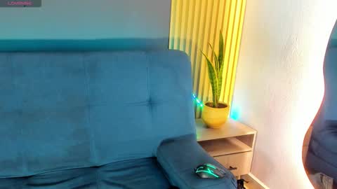 Snapshot of jaybrown_1 chatting on 12/14/25, 07:51 Jay online show from 12/14/25, 07:51