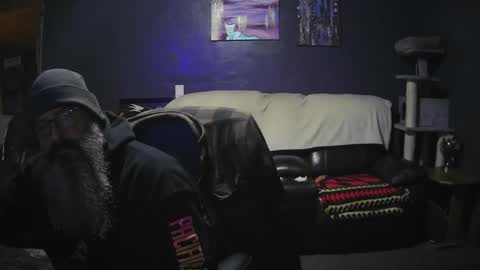 Snapshot of jaycanbefun chatting on 10/17/25, 07:22 Grand Zaddy or Jay its casual online show from 10/17/25, 07:22