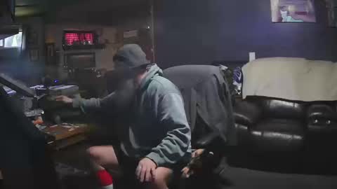 Snapshot of jaycanbefun chatting on 10/18/25, 08:53 Grand Zaddy or Jay its casual online show from 10/18/25, 08:53