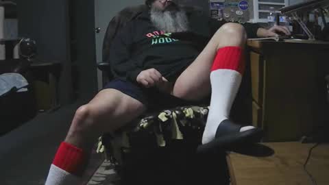 Snapshot of jaycanbefun chatting on 10/31/25, 06:47 Grand Zaddy or Jay its casual online show from 10/31/25, 06:47