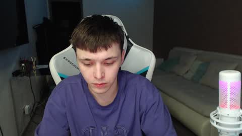 Jayce online show from 12/12/24, 08:03