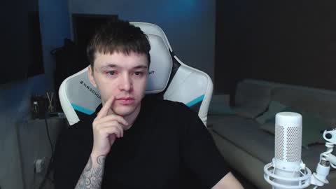 Jayce online show from 12/19/24, 02:01