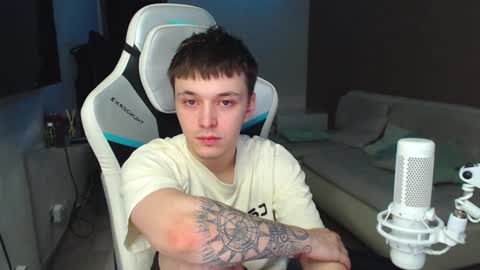 Jayce online show from 12/20/24, 08:28