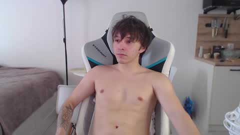 Snapshot of jayce_icestone chatting on 09/18/25, 12:40 Jayce online show from 09/18/25, 12:40