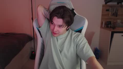 Snapshot of jayce_icestone chatting on 09/27/25, 04:50 Jayce online show from 09/27/25, 04:50