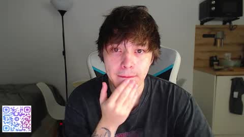 Snapshot of jayce_icestone chatting on 10/13/25, 02:44 Jayce online show from 10/13/25, 02:44