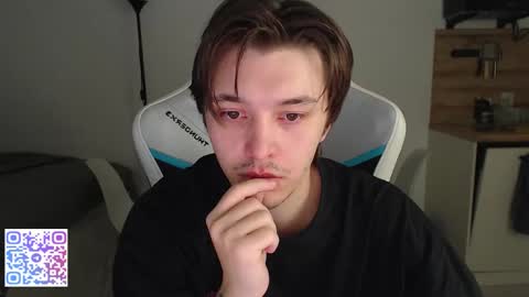 Snapshot of jayce_icestone chatting on 10/22/25, 08:03 Jayce online show from 10/22/25, 08:03