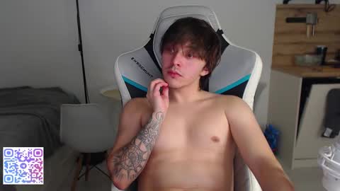 Snapshot of jayce_icestone chatting on 10/28/25, 03:25 Jayce online show from 10/28/25, 03:25